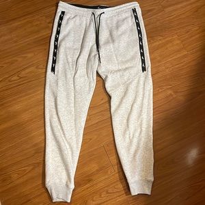 Hollister Jogger sweatpants.